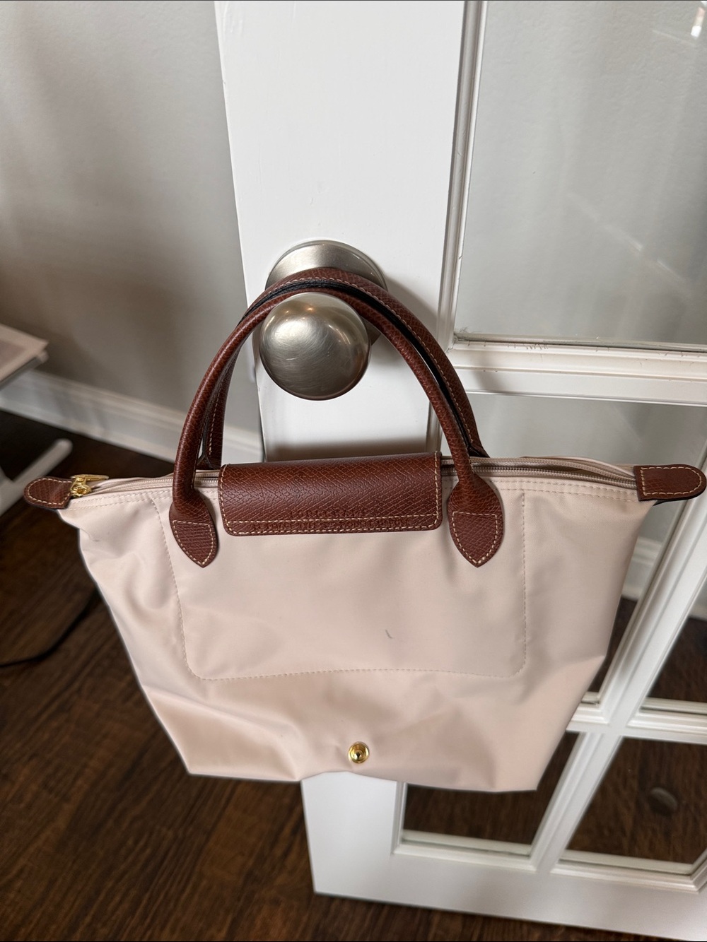 Longchamp Small LePliage Women’s Small Original Top Handle Bag. Color: Paper - Picture 2 of 4